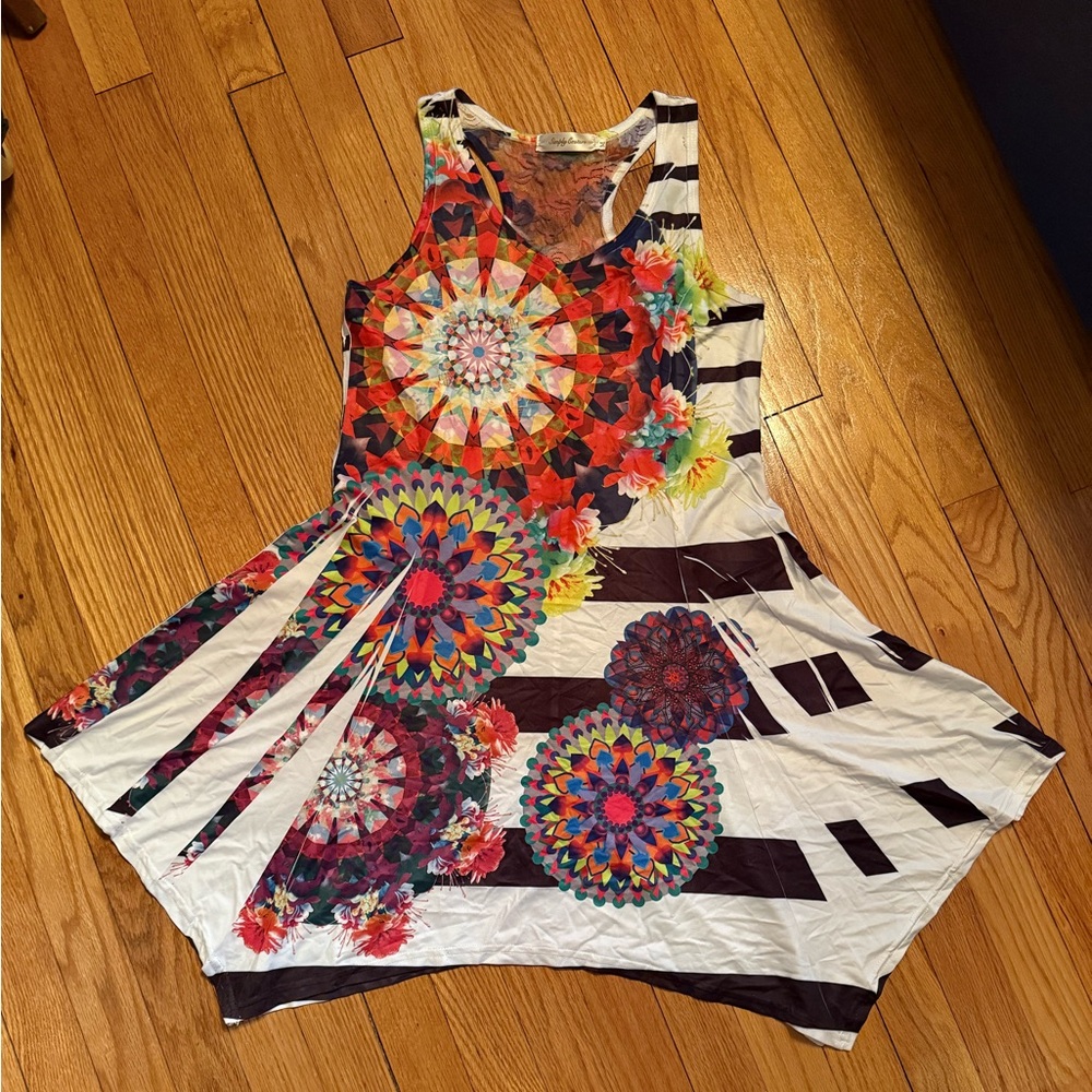 Simply Couture Floral Geometric Tunic